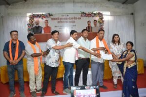 मोहला : जिले में प्रधानमंत्री ग्राम सड़क योजना फेस-4 के तहत सड़कों का वर्चुअल भूमिपूजन