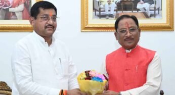 मुख्यमंत्री से उत्तरप्रदेश के राज्यमंत्री रामकेश निषाद ने सौजन्य मुलाकात की