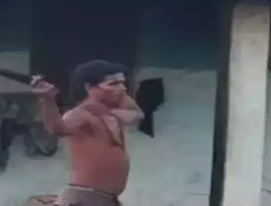 CG : गली में पत्नी का सिर लेकर घूम रहा था कातिल पति, ग्रामीणों ने बुलाई पुलिस …