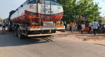 CG : भीषण सड़क हादसा, हाइवा और टैंकर की टक्कर में दो चालक गंभीर रूप से घायल …