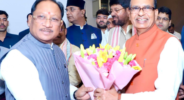  CG : ’‘अपनापन’ के विमोचन समारोह में शामिल हुए मुख्यमंत्री विष्णुदेव साय’