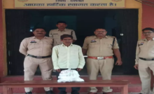 CG : अवैध शराब कारोबारियों पर धमतरी पुलिस का लगातार प्रहार, आरोपी रंगे हाथ गिरफ्तार...