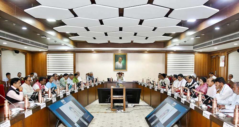 MP में ट्रांसफर पर लगी रोक हटी, मोहन कैबिनेट ने तबादला नीति-2026 को दी मंजूरी