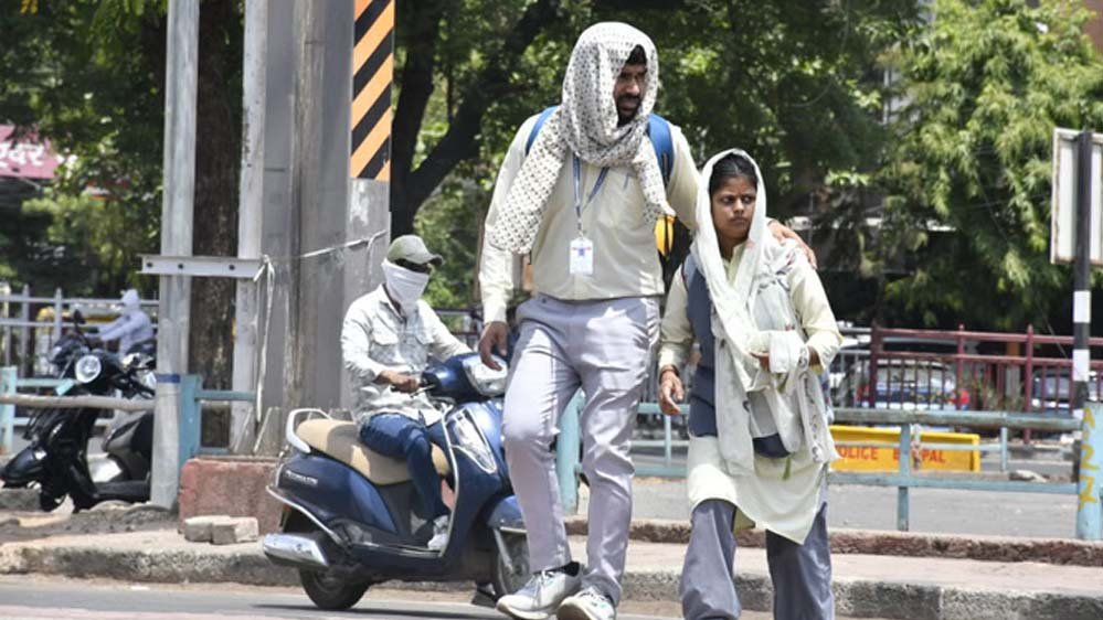 MP में भीषण गर्मी का कहर, 4 जिलों में रेड अलर्ट; पारा 46 डिग्री के पार संभव