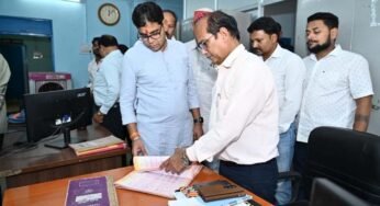 शैक्षणिक और गैर-शैक्षणिक स्टाफ अनिवार्य रूप से निर्धारित समय पर महाविद्यालय में उपस्थित रहें-मंत्री टंक राम वर्मा