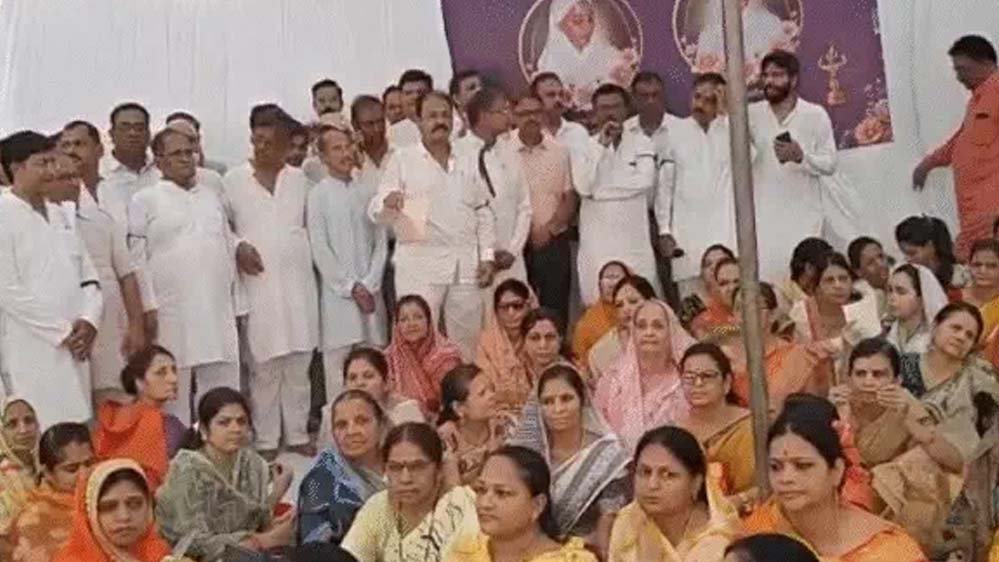 साध्वियों को कार से कुचलने के विरोध में जैन समाज की मौन रैली, बोले- अहिंसा पर हमला बर्दाश्त नहीं