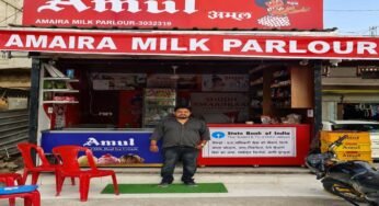 भगवान बिरसा मुण्डा योजना से बदली झाबुआ के अर्पित की जिंदगी, अमूल पार्लर खोल बने आत्मनिर्भर
