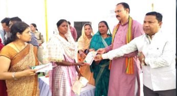 संवाद से संपूर्ण समाधान शिविर बना जनविश्वास का केंद्र, स्वास्थ्य मंत्री जायसवाल की मौजूदगी में सैकड़ों समस्याओं का त्वरित निराकरण