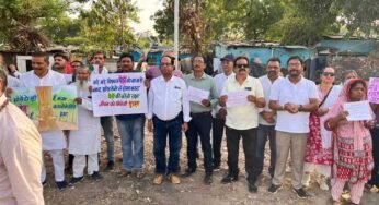 अयोध्या नगर में पेड़ों की कटाई पर फूटा जनआक्रोश, पर्यावरण प्रेमियों ने किया विशाल प्रदर्शन