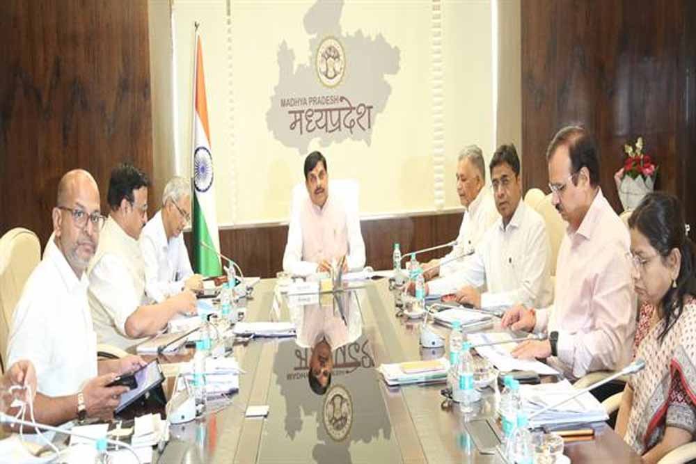 आयुर्वेद चिकित्सा के सफल प्रयोग की जानकारी और लाभ जन-जन तक पहुंचायें: मुख्यमंत्री डॉ. यादव