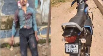 धमतरी में दर्दनाक सड़क हादसा, पिकअप के नीचे आने से बाइक सवार की मौत, VIDEO सामने आया