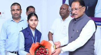 CM साय का संदेश: सपना देखो, लक्ष्य बनाओ और मेहनत करो- बलरामपुर में मेधावी छात्रों का सम्मान