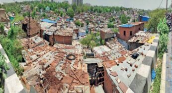 टूटी झुग्गियों पर नया विवाद: शासकीय कर्मचारियों ने भी आवास के लिए किया दावा