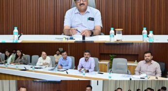 शासन के मिशन मोड में किए जाने वाले कार्यों की हुई समीक्षा मुख्य सचिव ने अधिकारियों की ली बैठक