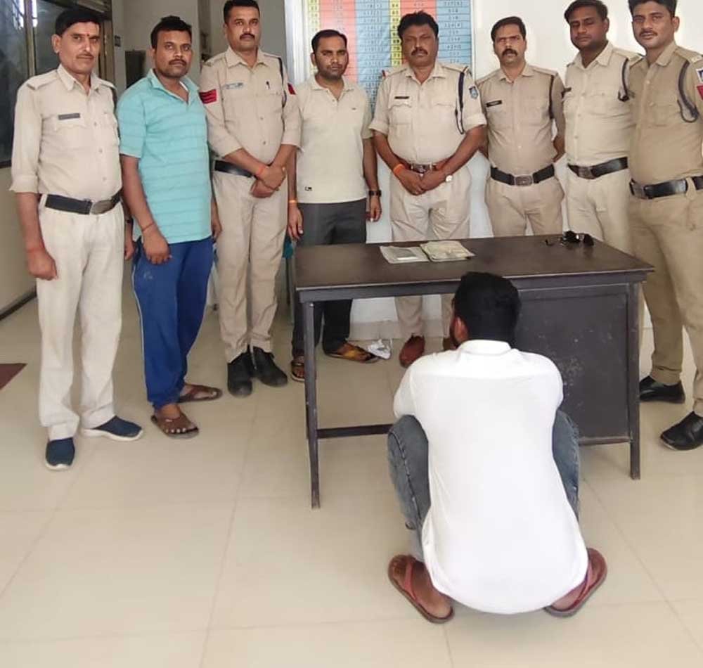 पन्ना पुलिस ने एपीके फाइल इंस्टॉल कर साइबर ठगी करने वाले अंतर्राज्यीय गिरोह का किया पर्दाफाश