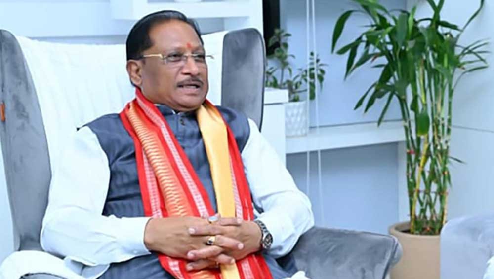 मुख्यमंत्री विष्णुदेव साय से केंद्रीय कोयला एवं खान राज्य मंत्री सतीश चंद्र दुबे ने की सौजन्य मुलाकात