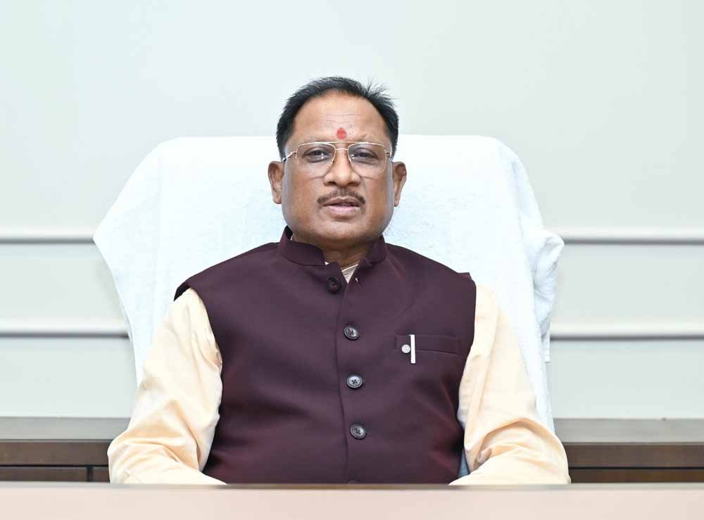 प्रदेश में पेट्रोल-डीजल का पर्याप्त भंडारण: अफवाहों से दूर रहें, आवश्यकता अनुसार ही ईंधन लें – मुख्यमंत्री विष्णुदेव साय