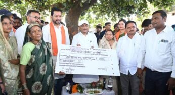 सुशासन तिहार: चौपाल में मिली राहत, सरलाबाई मरावी की समस्या का मुख्यमंत्री ने किया त्वरित समाधान