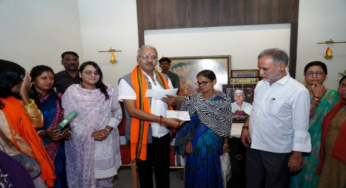 CG : सांसद बृजमोहन ने 230 हितग्राहियों को वितरित किए 23 लाख के चेक …