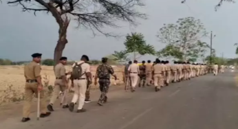 CG : पुलिस ने निकाला फ्लैग मार्च, असामाजिक तत्वों को दी कड़ी चेतावनी …