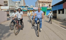 CG : निगम आयुक्त ने साइकिल से किया वैशाली नगर का निरीक्षण, व्यवस्थाओं का लिया जायजा …