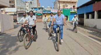 CG : निगम आयुक्त ने साइकिल से किया वैशाली नगर का निरीक्षण, व्यवस्थाओं का लिया जायजा …