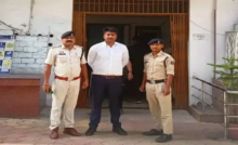 CG : फर्जी ओएसडी गिरफ्तार, क्रिकेट मैच के दौरान दिखाया था धौंस …