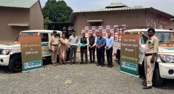 आई.डी.बी.आई. बैंक द्वारा दो बोलेरो कैम्पर वाहन का प्रदाय एवं बाघ का किया अंगीकरण