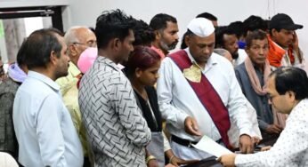 जनदर्शन में 103 आवेदनों पर हुई सुनवाई, कलेक्टर ने शिकायतों के त्वरित निराकरण के दिए निर्देश