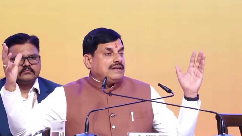 मुख्यमंत्री डॉ. यादव ने गंगा दशहरे पर नीलगंगा पहुंचकर किया माँ गंगा की प्रतिमा का पूजन और अभिषेक