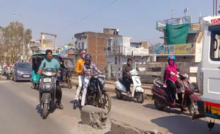 राजनांदगांव : ओवरब्रिज पर चबूतरा क्षतिग्रस्त, मटेरियल फैला…
