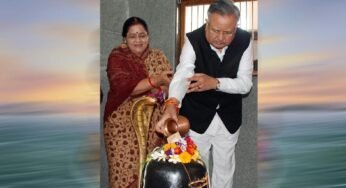 मुख्यमंत्री विष्णु देव साय ने विधानसभा अध्यक्ष डॉ. रमन सिंह को वैवाहिक वर्षगांठ पर दी बधाई