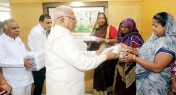 महिलाएं अपने स्वास्थ्य के प्रति रहें सजग : राज्यपाल पटेल