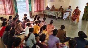 जनजातीय छात्राओं को सुरक्षा और अधिकारों के प्रति किया जा रहा जागरूक