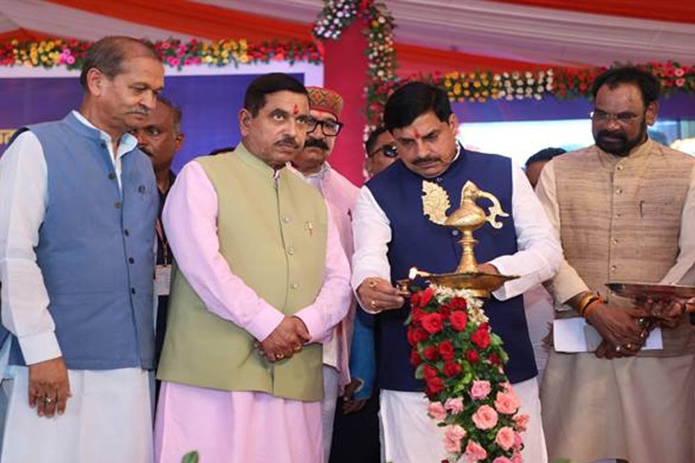 हरित विकास, निवेश और रोजगार… इसी दिशा में आगे बढ़ रही हमारी सरकार : मुख्यमंत्री डॉ. यादव
