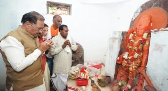 मुख्यमंत्री विष्णुदेव साय ने ऐतिहासिक चतुर्भुज विष्णु मंदिर में की पूजा-अर्चना, प्रदेश की सुख-समृद्धि की कामना