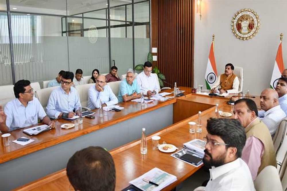 विज्ञान-प्रौद्योगिकी क्षेत्र में निवेश परियोजनाओं पर हो तेज अमल : मुख्यमंत्री डॉ. यादव