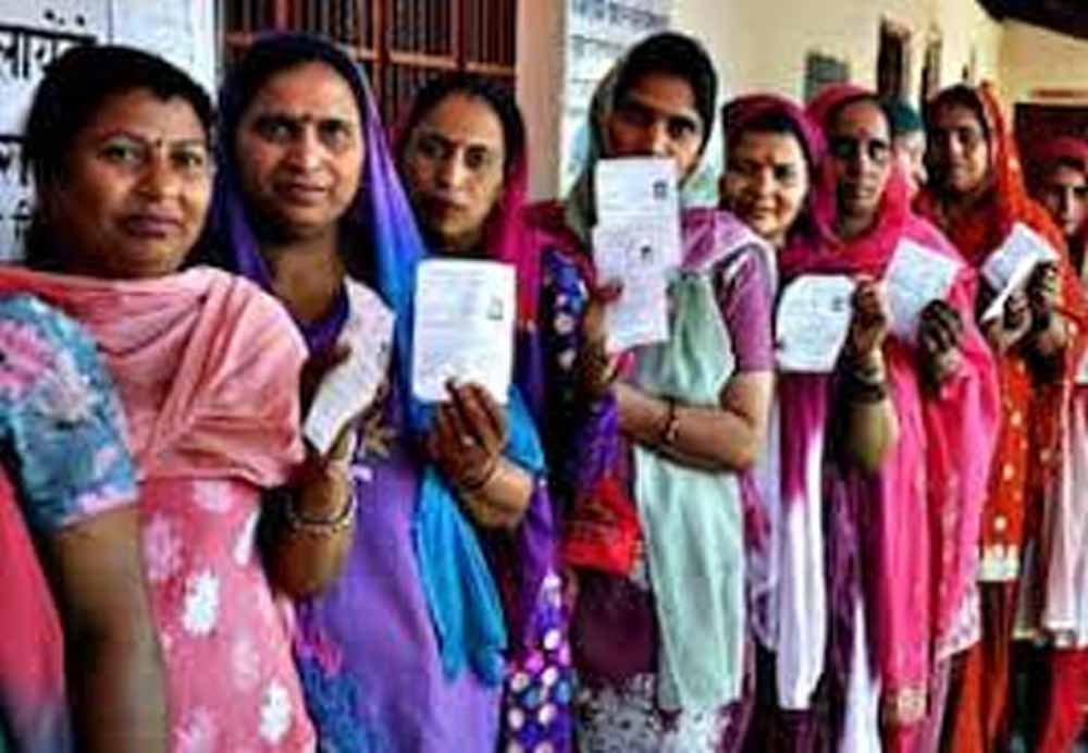 छत्तीसगढ़ में निकाय-पंचायत उपचुनाव के लिए मतदान जारी, 71 पार्षद पद समेत 5 अध्यक्षों का होगा फैसला