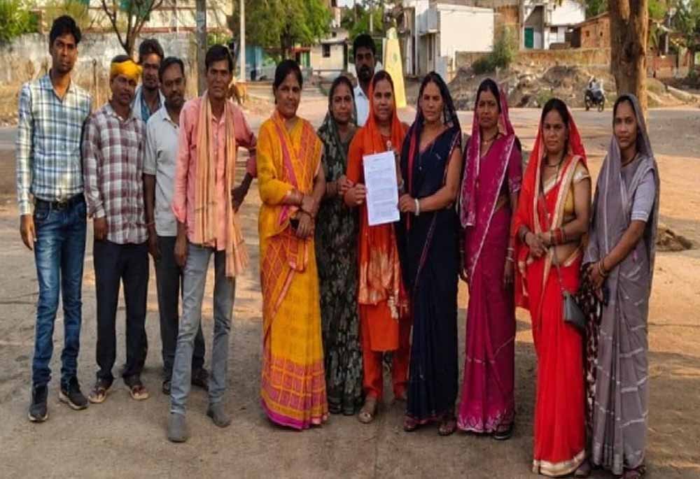 महिला सरपंच के खिलाफ अविश्वास प्रस्ताव पास, भ्रष्टाचार समेत कई आरोपों पर गिरी गाज