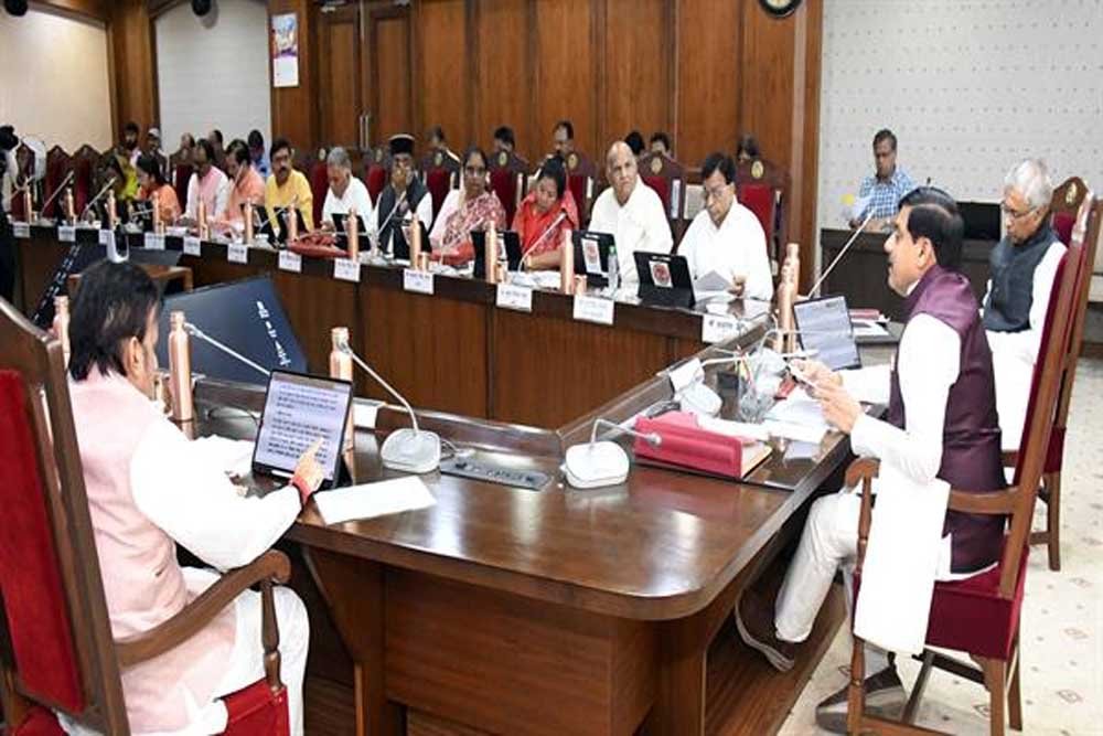 देश के चहुँमुखी विकास, जन-कल्याण और स्वास्थ्य व्यवस्थाओं को सुदृढ़ करने के लिए 21 हजार 485 करोड़ रूपये की स्वीकृति