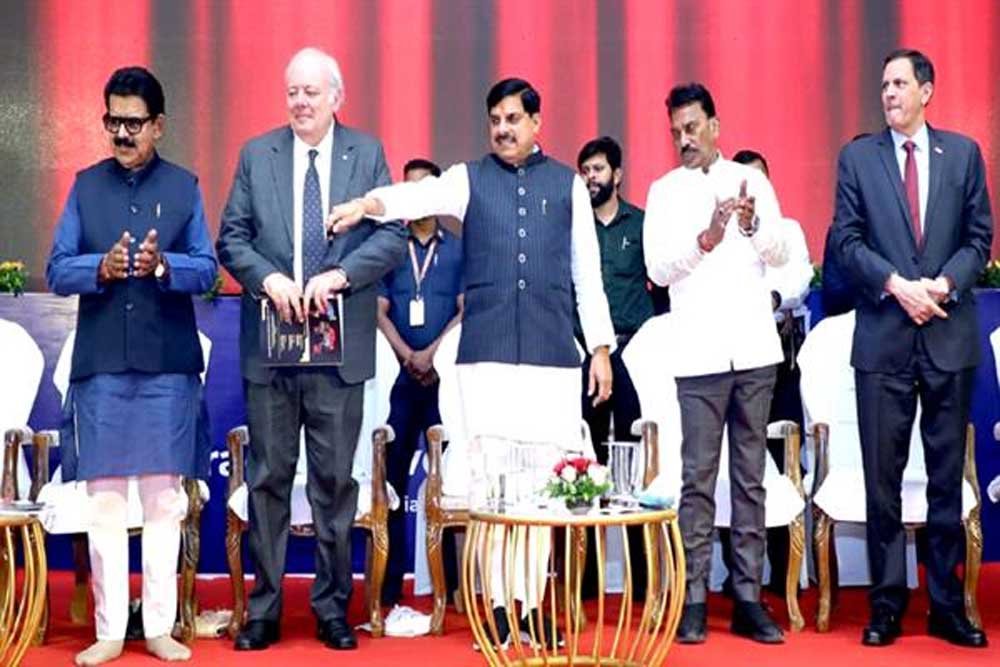म.प्र. बना निवेश एवं निर्यात का नया केंद्र, लैटिन अमेरिकी देशों में बढ़ रही ‘मेड इन एमपी’ उत्पादों की मांग : मुख्यमंत्री डॉ. यादव
