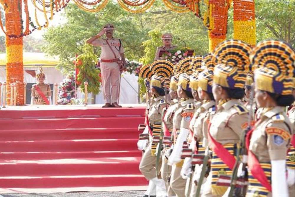 देशभक्ति के जज्बे, अनुशासन और आत्मविश्वास से सराबोर दीक्षांत परेड ने किया रोमांचित