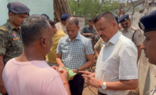 CG : नशा पर कबीरधाम पुलिस का बड़ा प्रहार: संदिग्ध इलाकों में दबिश, गांजा-शराब जप्त …