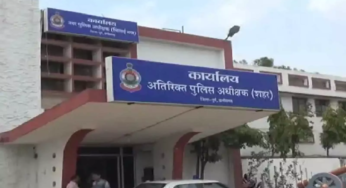 CG : चोर बाप-बेटे पर पुलिस ने रखा इनाम …