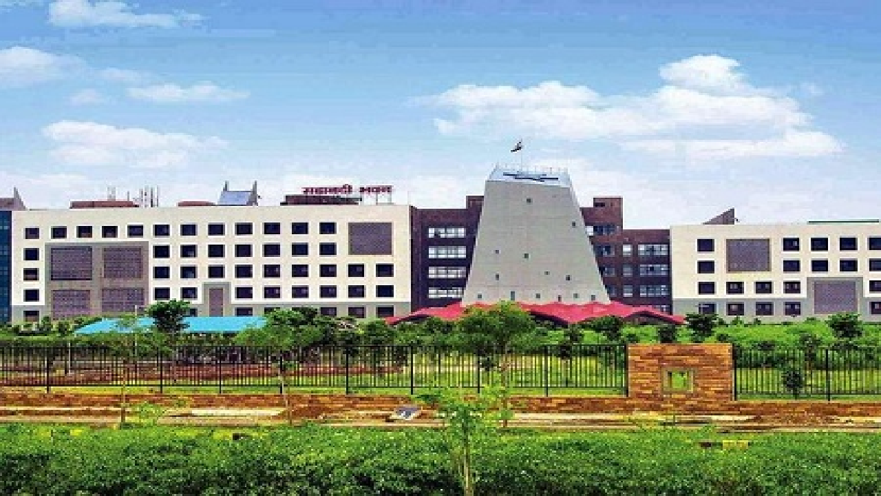 CG : युक्तियुक्तिकरण आदेश की अवहेलना पर बड़ा एक्शन, 273 शिक्षकों की सैलरी रुकी …