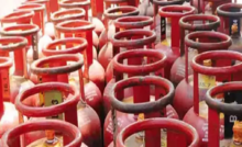 CG : LPG सिलेंडर किसी दूसरे को डिलीवरी की, गैस एजेंसी के खिलाफ FIR दर्ज …