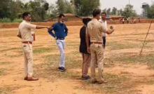 CG : बिजली खंभे के पास बोरियों में मिली लाश, डॉग स्क्वायड लेकर पहुंची पुलिस …