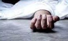 CG : ठेका कर्मचारी की लाश बोर पंप के पास मिली …