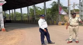 CG : सिरसा गेट अंडर ब्रिज में आवागमन बंद …