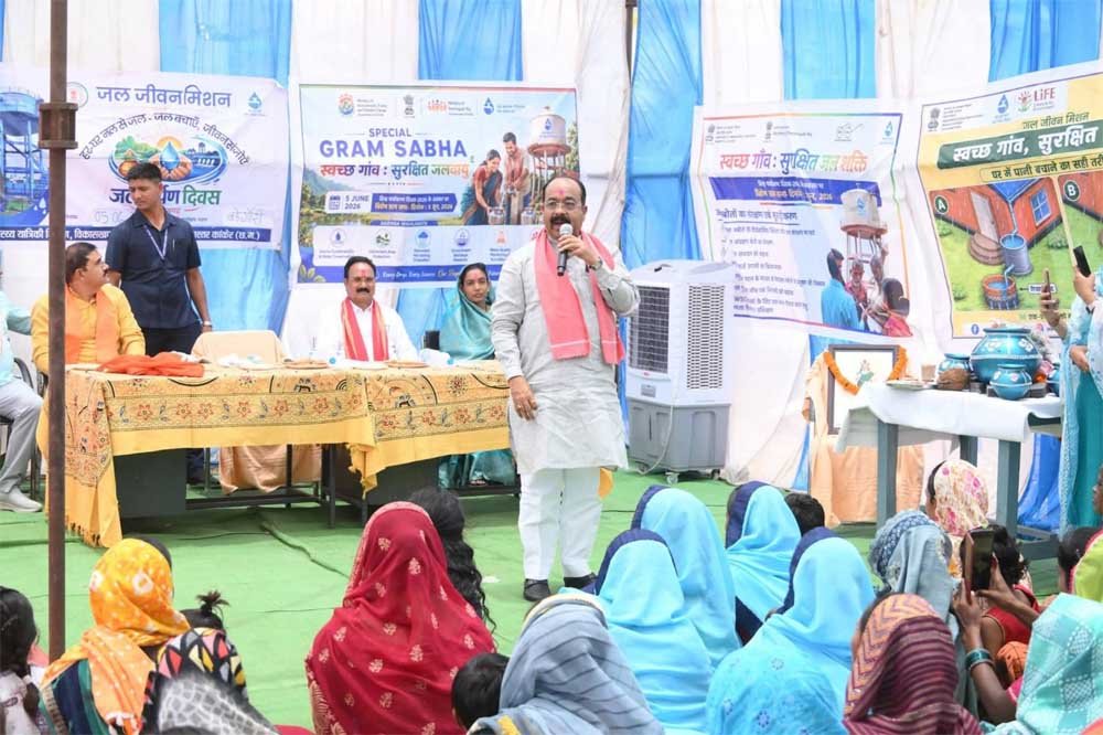 सुशासन तिहार में उप मुख्यमंत्री अरुण साव निकले फील्ड पर, कार्यों की धीमी प्रगति पर जताई नाराजगी